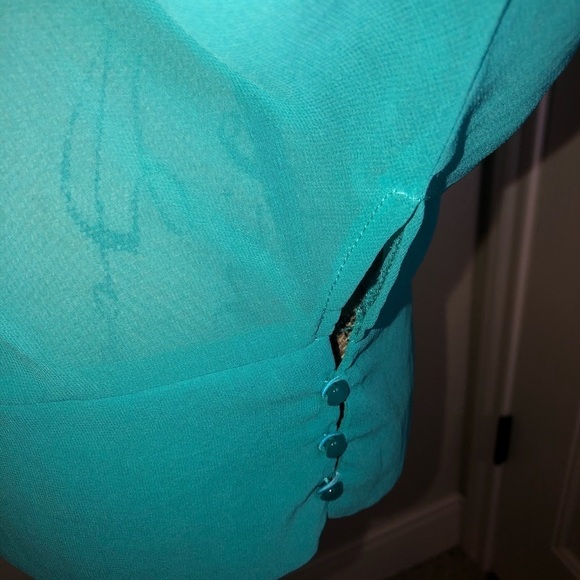 Karlie Sheer Turquoise & Embroidered in Coral Kimono Sleeve Blouse Size M - Picture 7 of 10